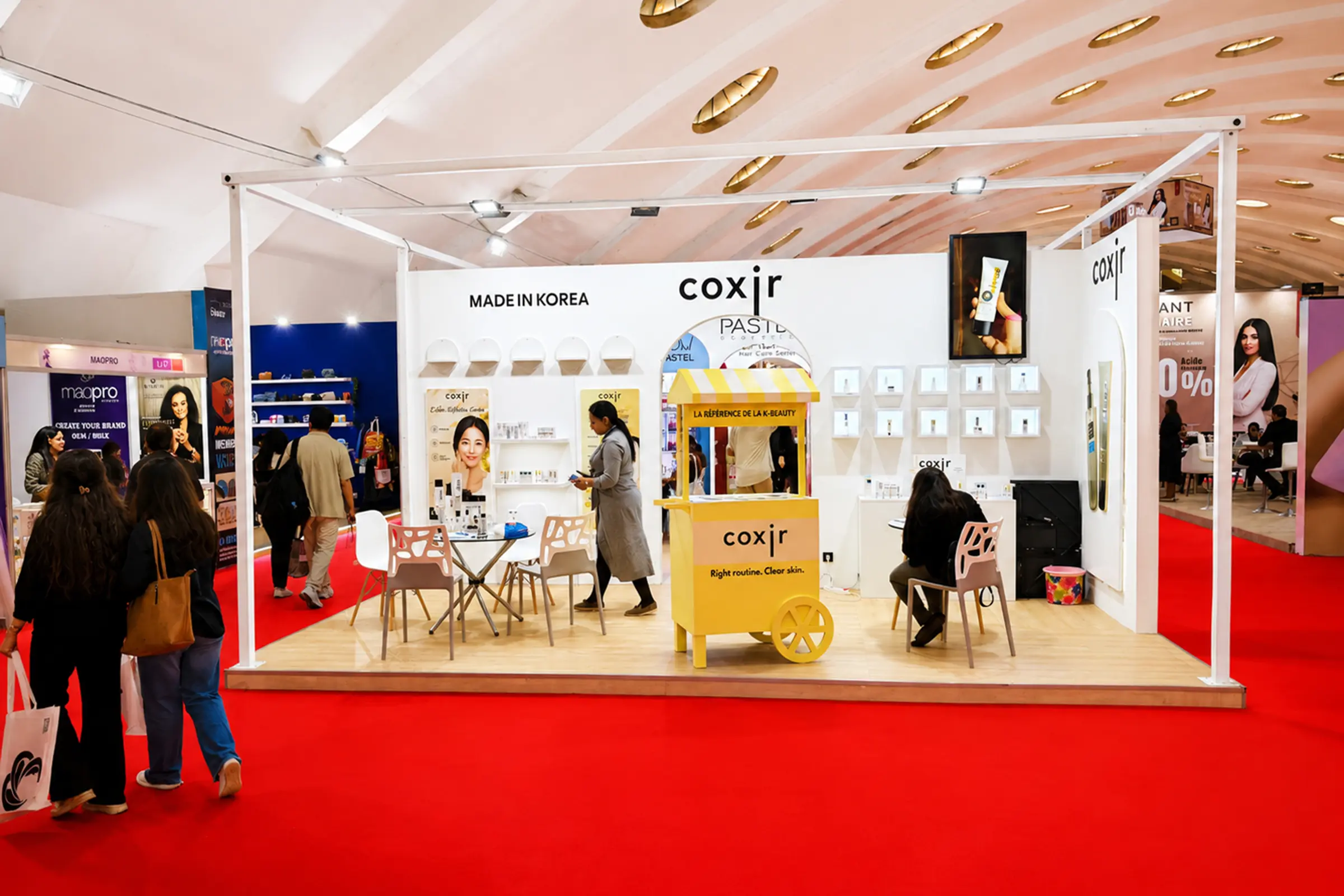 Stand Absolute NewYork, Pastel, Urbane Care, Coxir au salon Cosmetista Expo Casablanca 2026 , structure ouverte et présentoirs d'expositions de produits