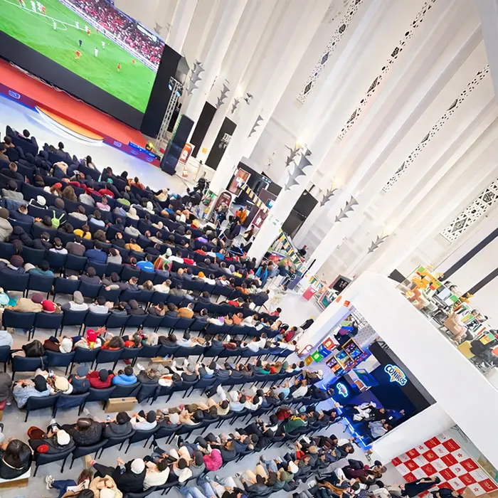 Espace de retransmission des matchs de la CAN 2025 à la Fanzone Ezone de Casablanca